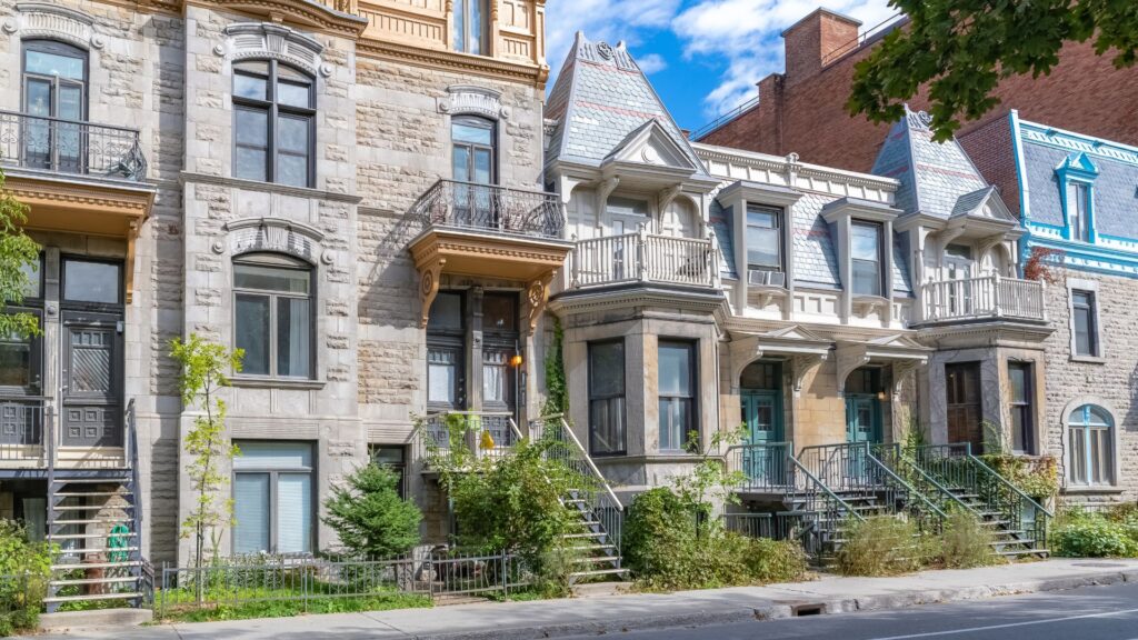 Inmigracion Canadiense victorian house